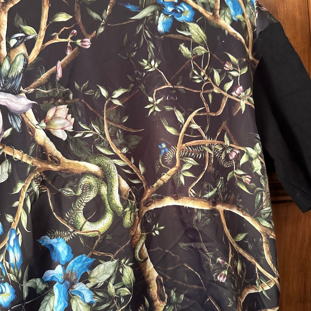 Zara t-shirt - Picture 2 of 3
